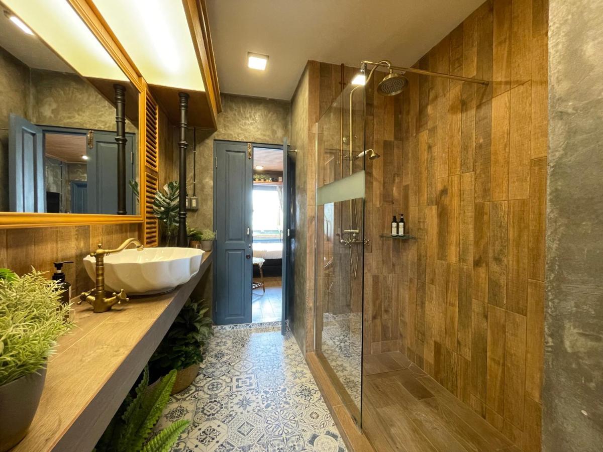 Central Old Town Cottage بانكوك المظهر الخارجي الصورة