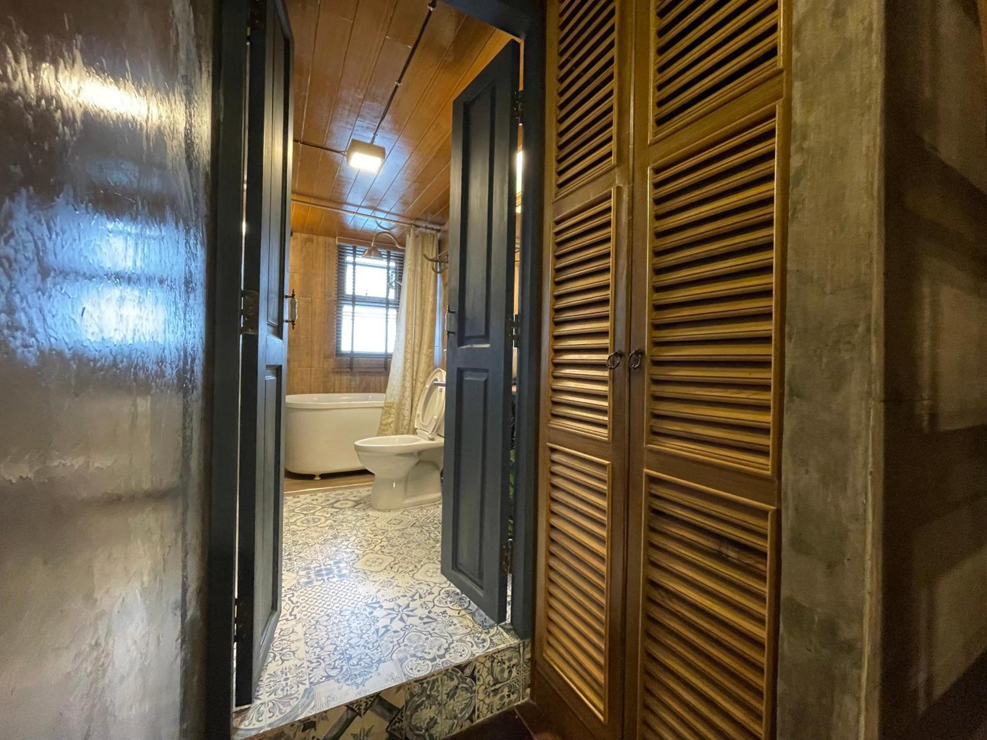 Central Old Town Cottage بانكوك المظهر الخارجي الصورة